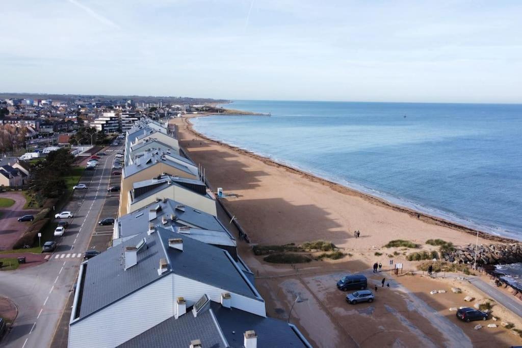 Studio - Balcon - Bord De Mer Courseulles-sur-Mer Eksteriør bilde
