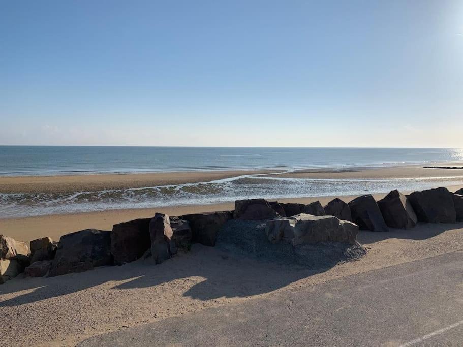 Studio - Balcon - Bord De Mer Courseulles-sur-Mer Eksteriør bilde