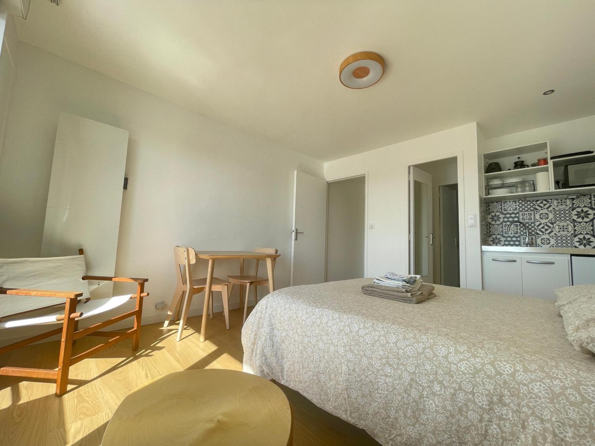 Studio - Balcon - Bord De Mer Courseulles-sur-Mer Eksteriør bilde